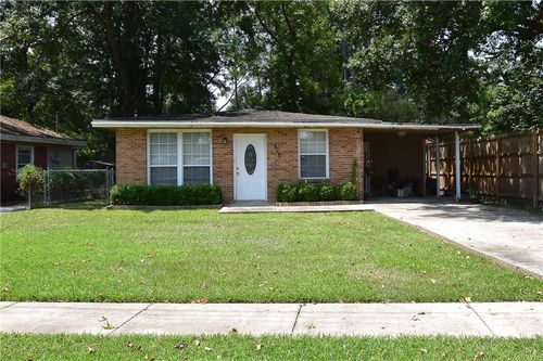 825 Oak St, Slidell, LA, 70458-4407 | Card Image