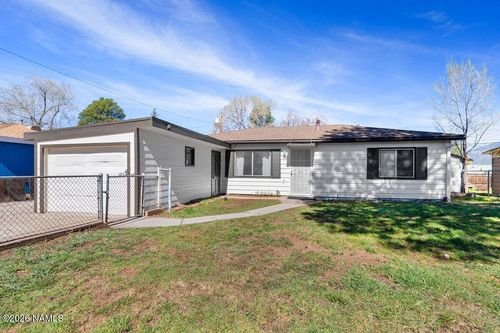 132 S Paseo Del Flag, Flagstaff, AZ, 86001-6708 | Card Image