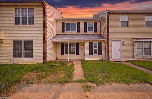 5419 Grand Lake Crescent Crescent, Virginia Beach, VA, 23462 | Card Image