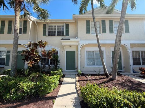 0-9820 Nw 56th Pl, Coral Springs, FL, 33076-2817 | Card Image