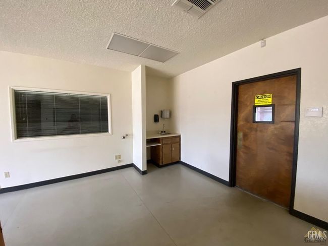 3930 Alken St, House other with 0 bedrooms, 0 bathrooms and null parking in Bakersfield CA | Image 17