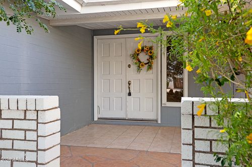 1036 E Geneva Dr, Tempe, AZ, 85282-3805 | Card Image