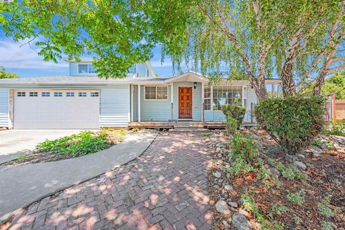 38952 Emrol Ave, Fremont, CA, 94536-7313 | Card Image