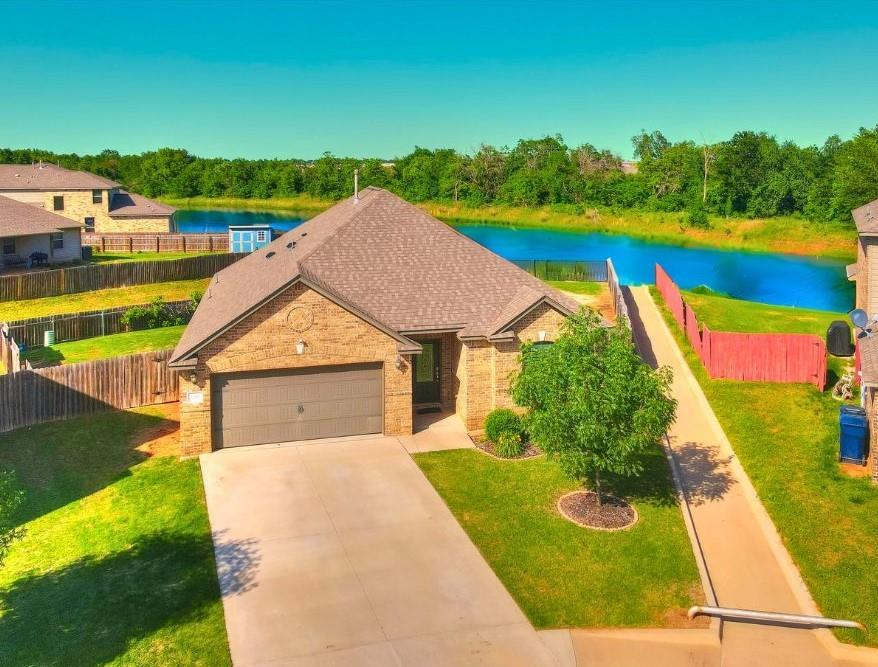Grace Lake Ct, Yukon, OK 73099
