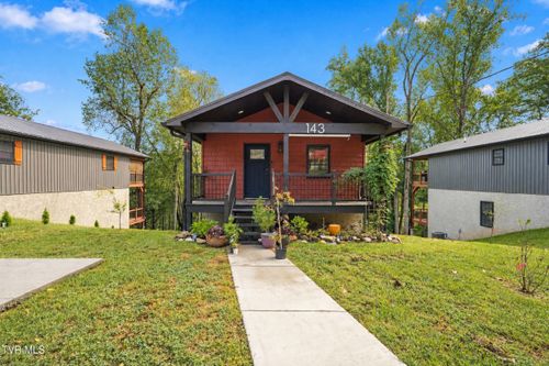 143 Daniel Ln, Elizabethton, TN, 37643-9414 | Card Image