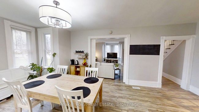 24 Queen St E, House other with 4 bedrooms, 2 bathrooms and 6 parking in Hepworth ON | Image 17