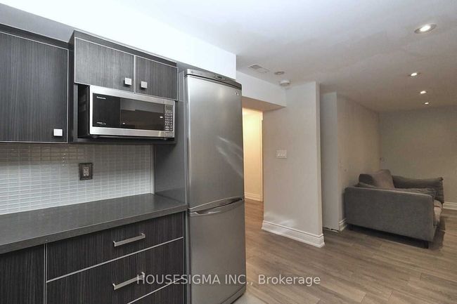 20 Misty Well Dr, House other with 2 bedrooms, 1 bathrooms and 1 parking in Richmond Hill ON | Image 5