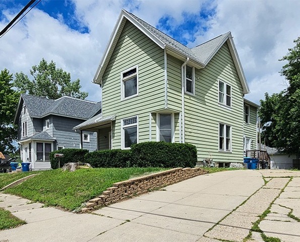 Residential in Dixon 3