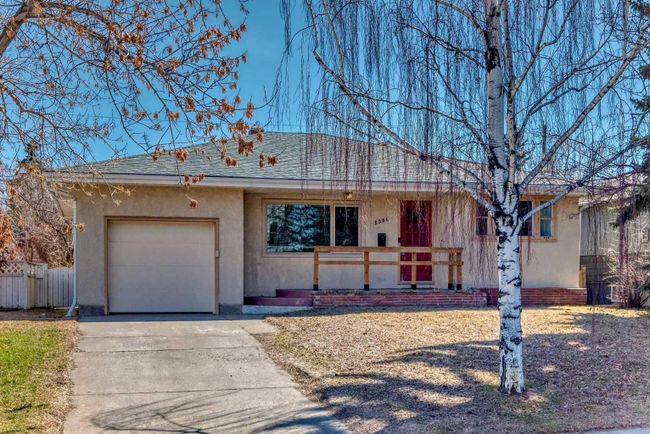 2506 21 Street Sw, Home with 3 bedrooms, 2 bathrooms and 3 parking in Calgary AB | Image 1