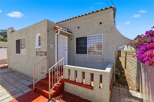 26051 Governor Ave, Harbor City, CA, 90710-3204 | Card Image