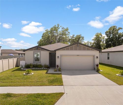 39024 Harlow Rose Dr, Zephyrhills, FL, 33540-3341 | Card Image