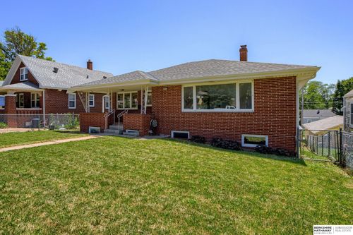 3943 U St, Omaha, NE, 68107-3139 | Card Image