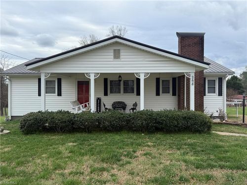 268 Smith Ln, Mount Airy, NC, 27030-8098 | Card Image