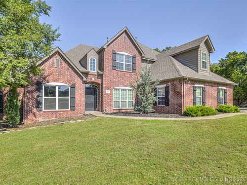 18509 E 100th St N, Owasso, OK, 74055-7717 | Card Image