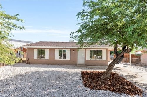 2210 Packard Pl, North Las Vegas, NV, 89030-5041 | Card Image