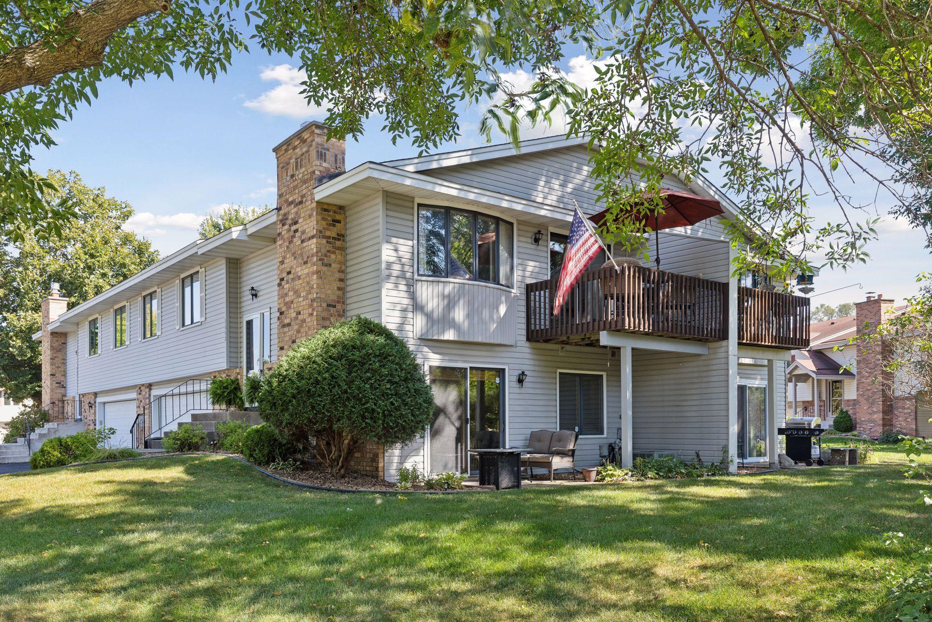 Royal Oaks Dr, Saint Paul, MN 55126