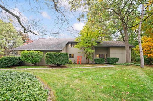 16130 Brockton Ct, Granger, IN, 46530-9714 | Card Image