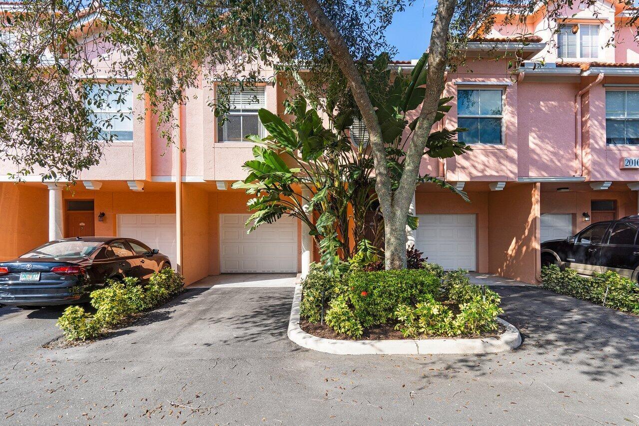 Residential Lease in Delray Beach 4