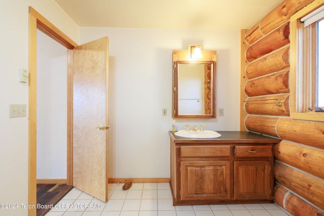 5 Black Bear Rd, House other with 5 bedrooms, 2 bathrooms and null parking in Pinedale WY | Image 28