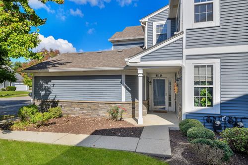 816-816 Woodewind Dr, Naperville, IL, 60563-3998 | Card Image