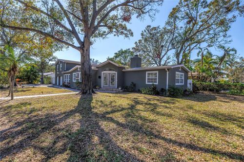 540 Villagrande Ave S, ST PETERSBURG, FL, 33707-2001 | Card Image