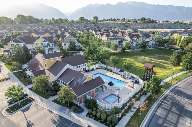 1003 E Quarry View Way, Townhouse with 4 bedrooms, 3 bathrooms and 6 parking in Sandy UT | Image 40