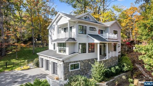119 Stonebridge Rd, Montclair, NJ, 07042-1640 | Card Image