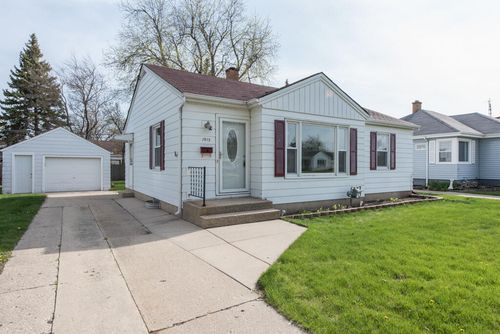 1915 31st St, Kenosha, WI, 53140-2265 | Card Image