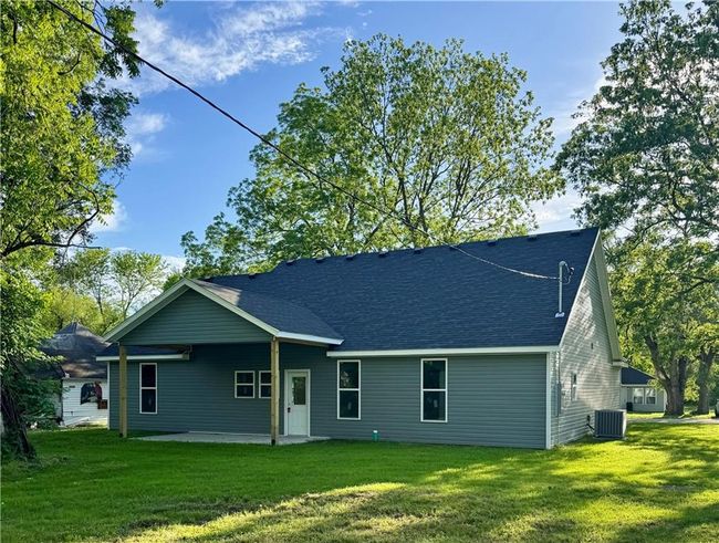 207 S Ward St, House other with 3 bedrooms, 2 bathrooms and null parking in Leeton MO | Image 4