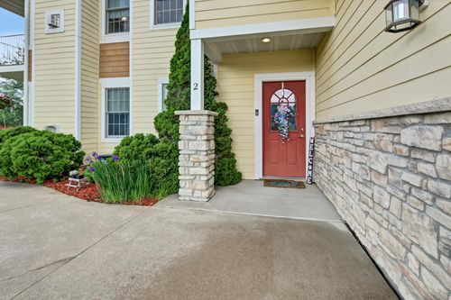 2-755 Hickory Way, Lake City, MN, 55041-6019 | Card Image