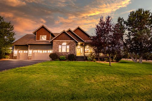 6900 Se Madison Ave, Prineville, OR, 97754-7609 | Card Image