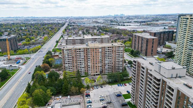 1507 - 5 Lisa St, Condo with 3 bedrooms, 2 bathrooms and 1 parking in Brampton ON | Image 43