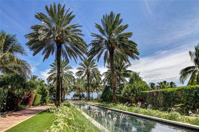 APT-2004 - 50 S Pointe Dr, Condo with 2 bedrooms, 3 bathrooms and null parking in Miami Beach FL | Image 26