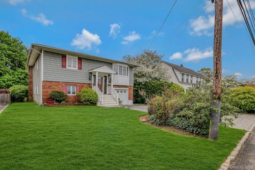 43 Floyd Pl, East Norwich, NY, 11732-1310 | Card Image