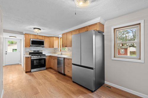 222 S East Ave, Dresser, WI, 54009-9020 | Card Image