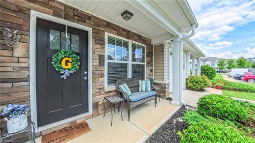 104 Tilleys Grove Dr, Kernersville, NC, 27284-6054 | Card Image