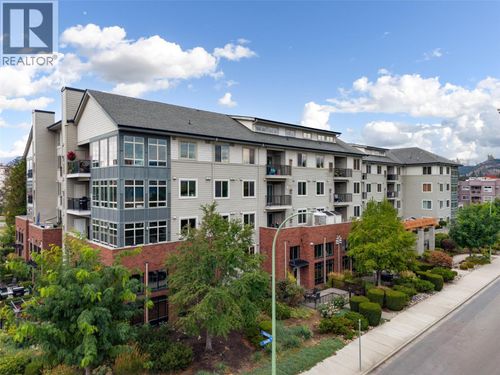 409-2142 Vasile Rd, Kelowna, BC, V1Y6H5 | Card Image
