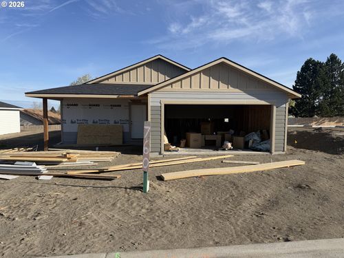 760 Se New Dream Ave, Irrigon, OR, 97844-1219 | Card Image