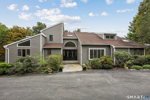 11 Soundview Farm, Weston, CT, 06883-2636 | Card Image