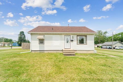 1018 Janney Ave, Waterloo, IA, 50701-2253 | Card Image
