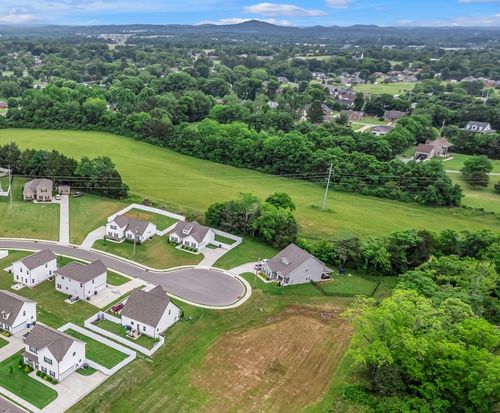 104 Curbow Ct, Shelbyville, TN, 37160-5117 | Card Image