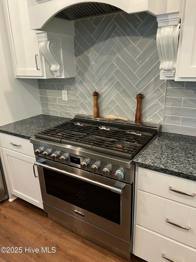 Beautiful Backsplash | Image 14