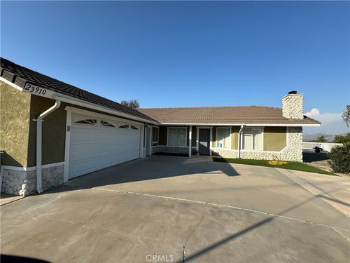 23910 Sunset Ave, Perris, CA, 92570-7351 | Card Image