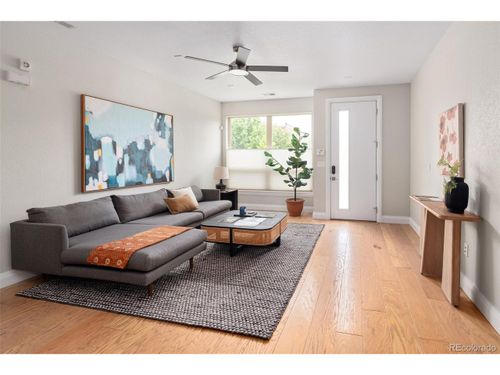 1575 Wolff St, Denver, CO, 80204-1116 | Card Image