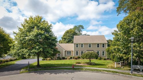 6 Thompsons Farm Way, Beverly, MA, 01915-1930 | Card Image