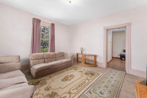 252 Evergreen St, Pawtucket, RI, 02861-2847 | Card Image