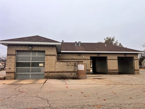 1822 Johnson Ave Nw, Cedar Rapids, IA, 52405-4751 | Card Image