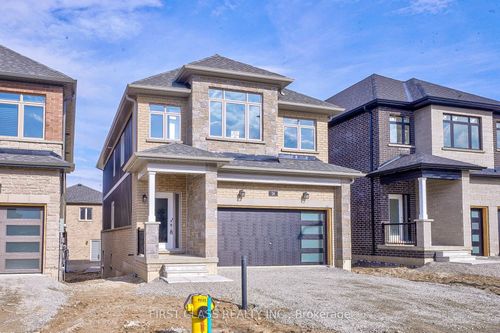24 Barnyard Trail, Barrie, ON, L9J0Y1 | Card Image