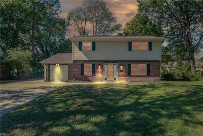 233 Dublin Court, House other with 4 bedrooms, 2 bathrooms and null parking in Newport News VA | Image 1