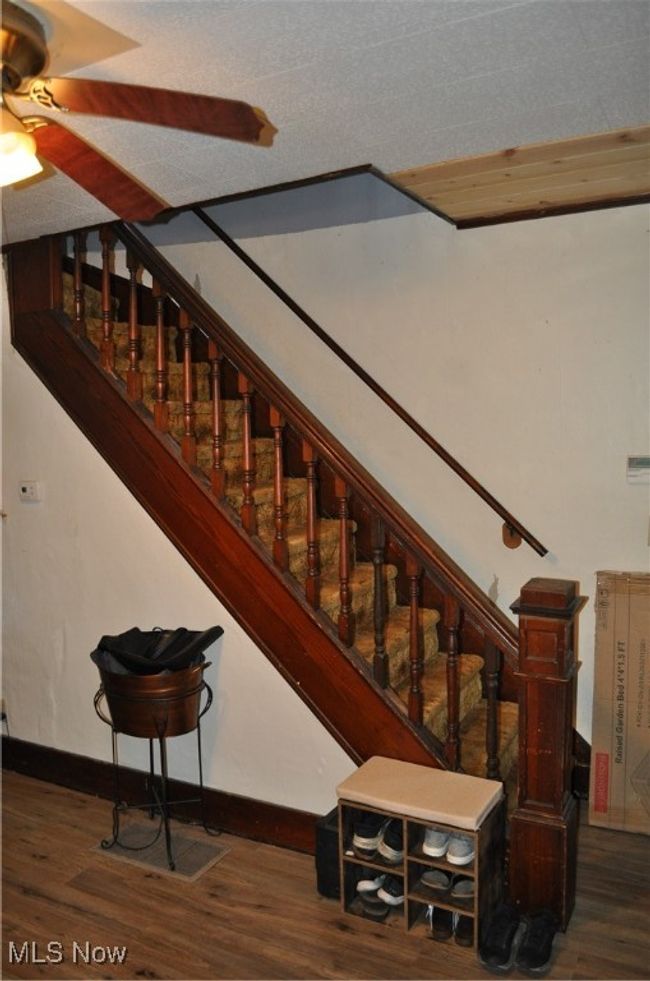 82 W 1 St St, House other with 5 bedrooms, 2 bathrooms and null parking in Frazeysburg OH | Image 24